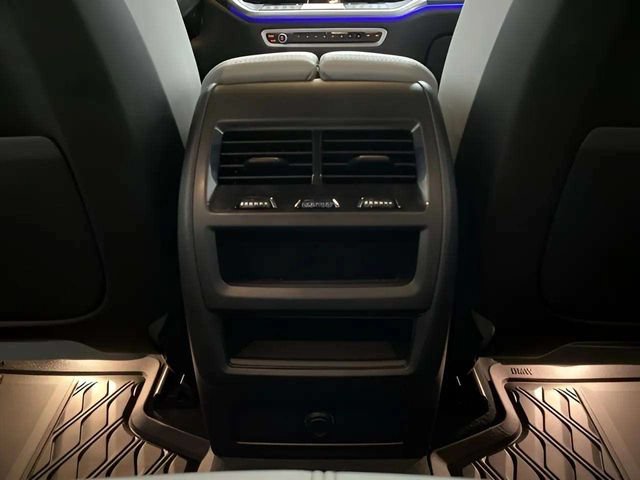Used 2023 BMW X5 sDrive40i w/ Premium Package RWD image 70