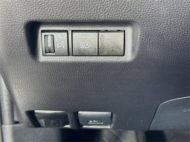 Certified 2025 Toyota RAV4 LE image 10