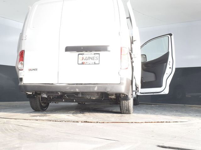 Used 2021 Nissan NV200 S image 75