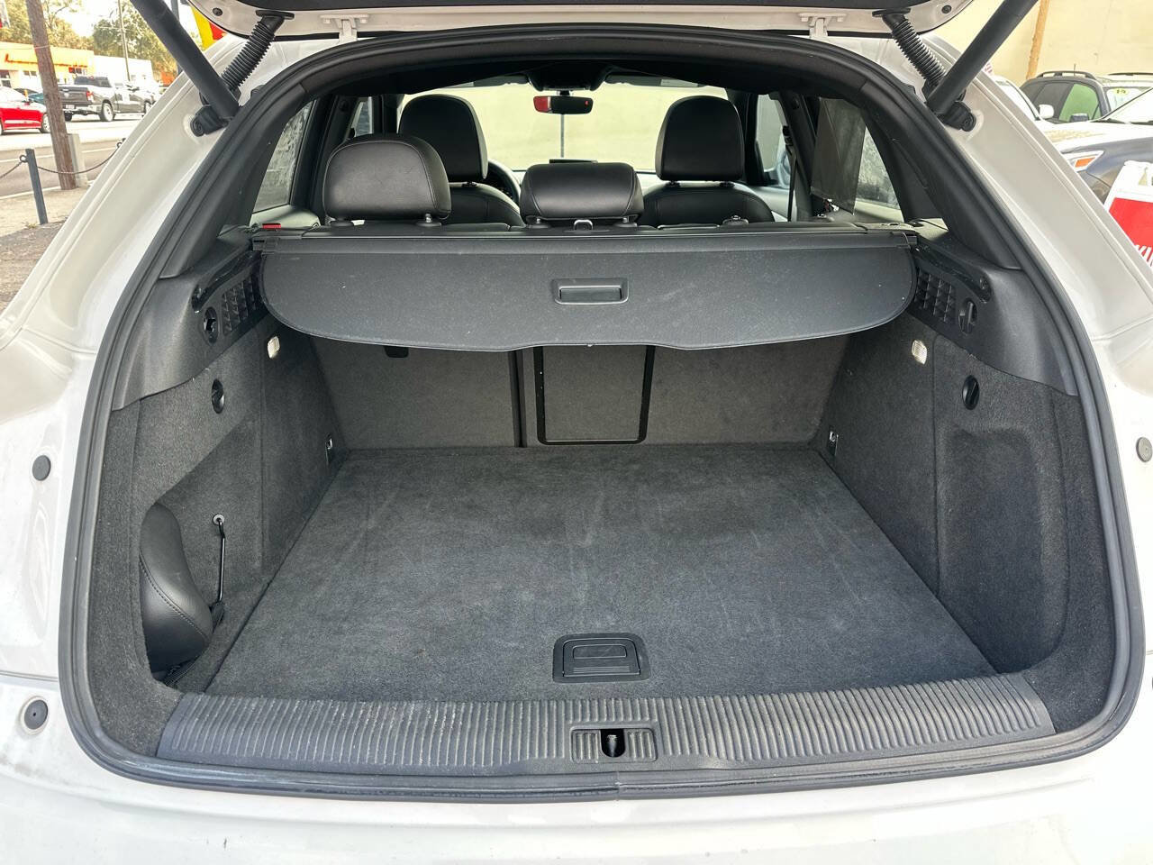 Used 2018 Audi Q3 2.0T Premium w/ Convenience Package image 22