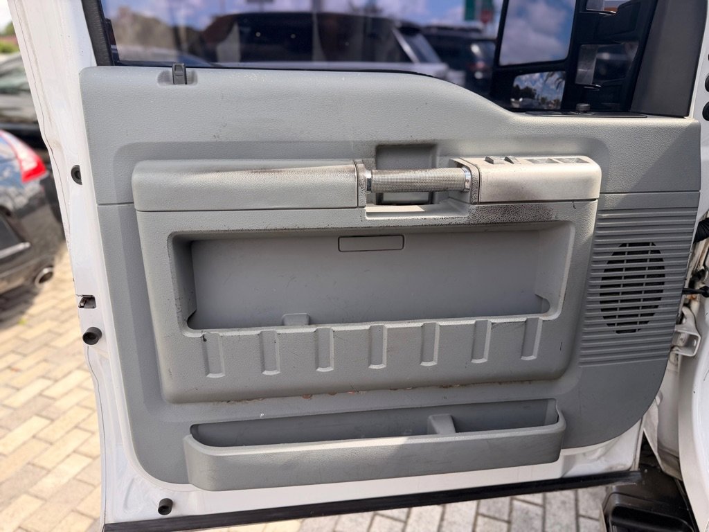 Used 2011 Ford F250 XLT w/ XLT Interior Pkg image 10
