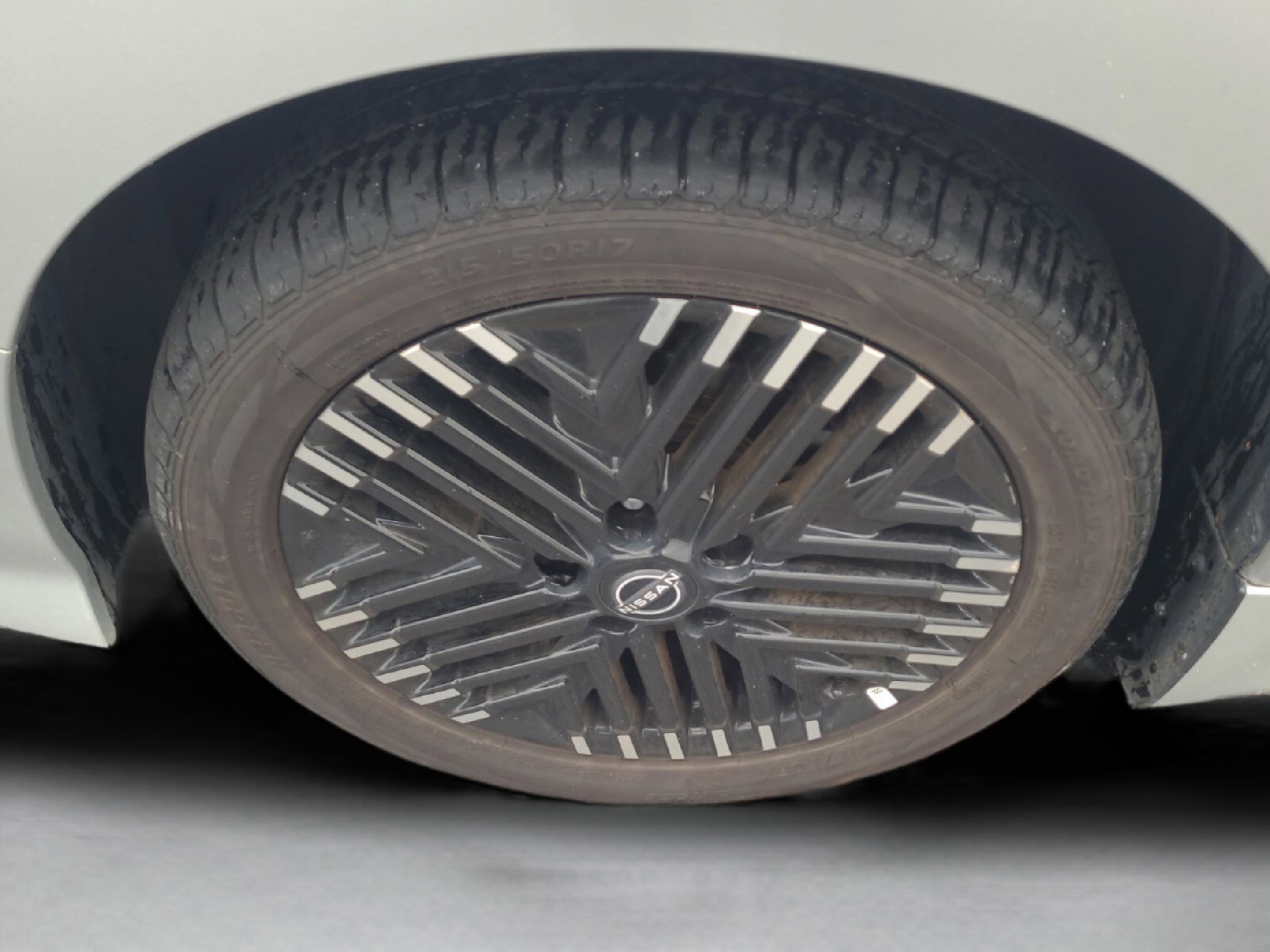 Used 2023 Nissan Leaf SV Plus image 9