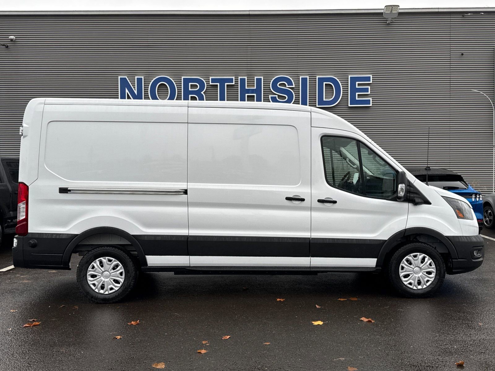 New 2026 Ford E-Transit 148 Medium Roof w/ Load Area Protection Package image 7