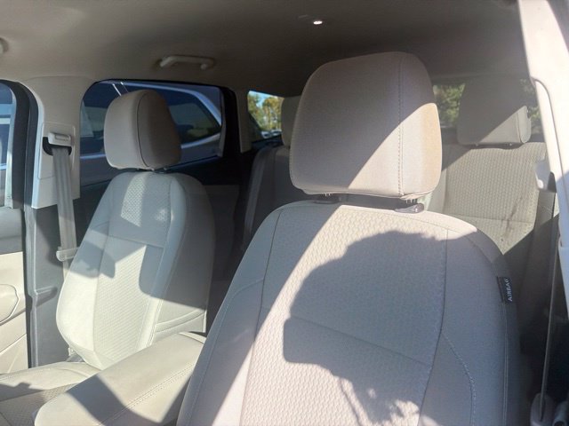Used 2017 Ford Escape SE FWD image 15