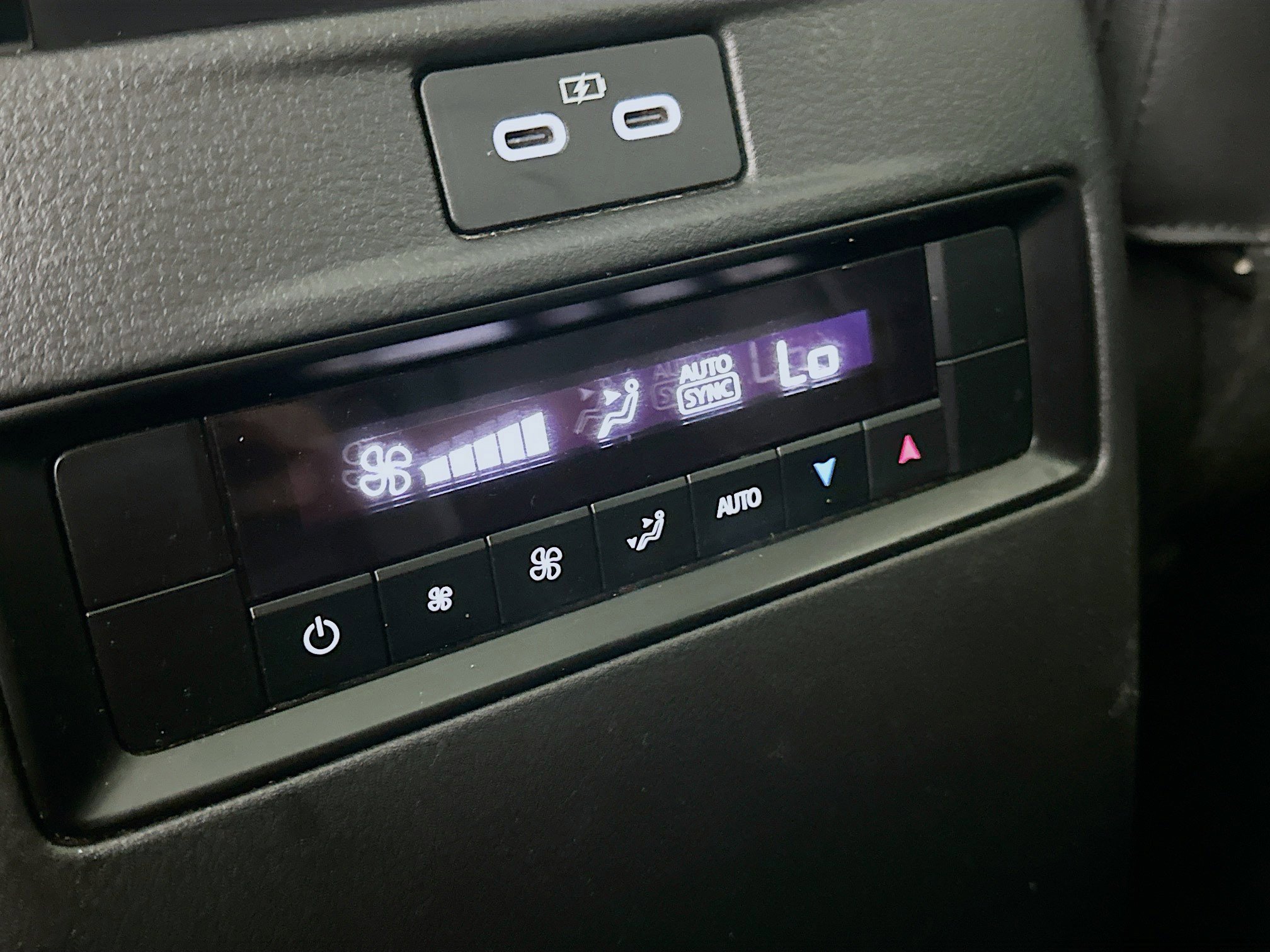 Used 2025 MAZDA CX-90 3.3 Turbo w/ Premium Sport Pkg image 28