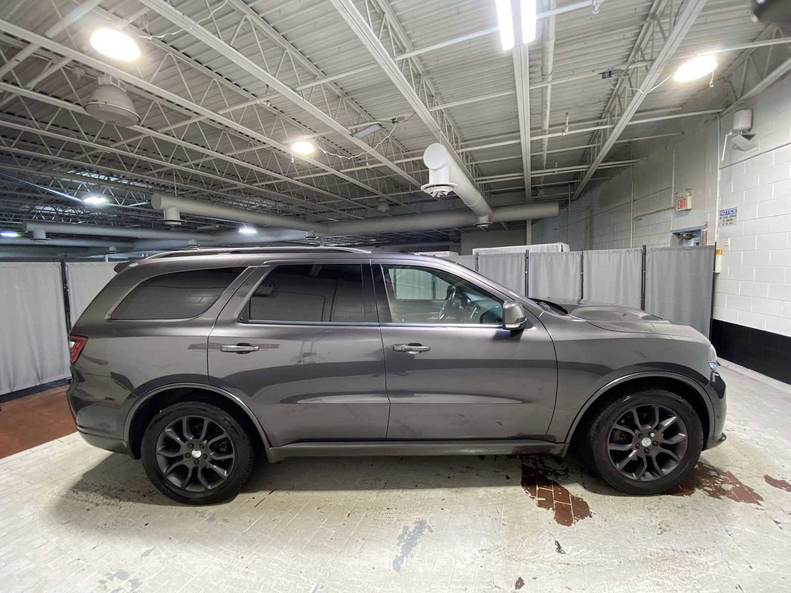 Used 2018 Dodge Durango R/T w/ Technology Group image 27