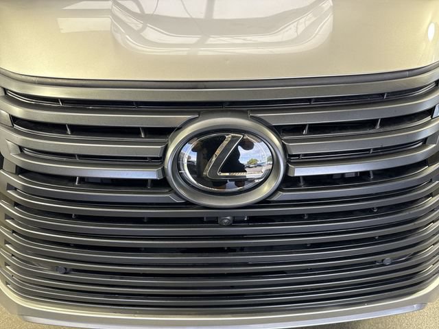 Used 2023 Lexus LX 600 4WD w/ Appearance Package image 29