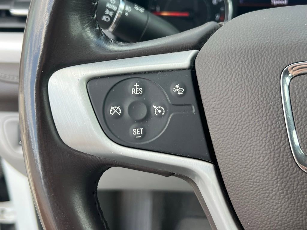 Used 2021 GMC Acadia SLT image 32