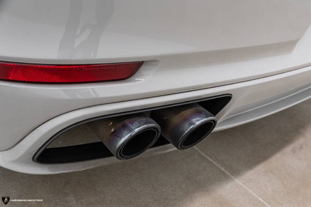 Used 2018 Porsche 911 Turbo S AWD/4WD image 20