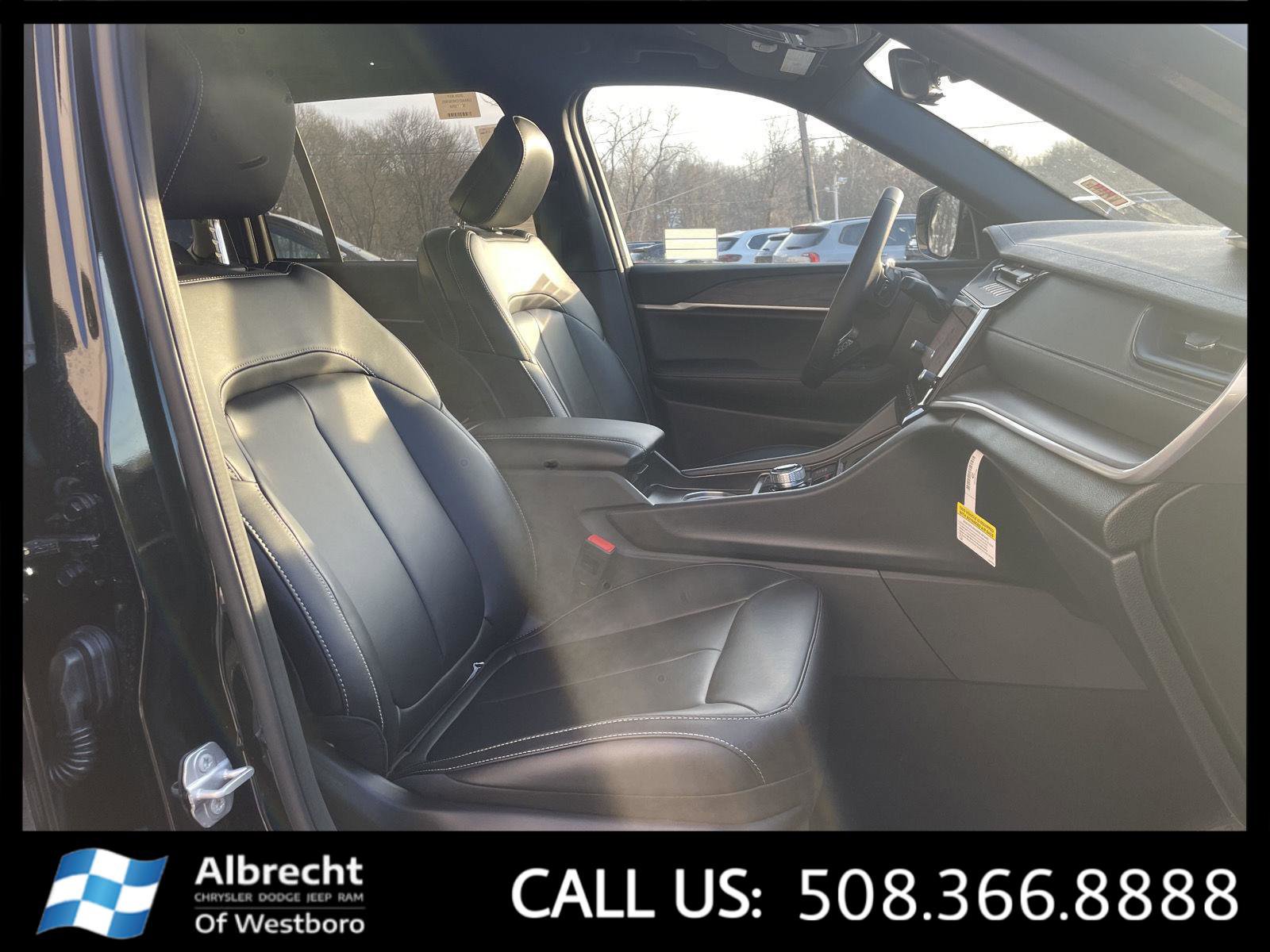 New 2026 Jeep Grand Cherokee Limited image 16