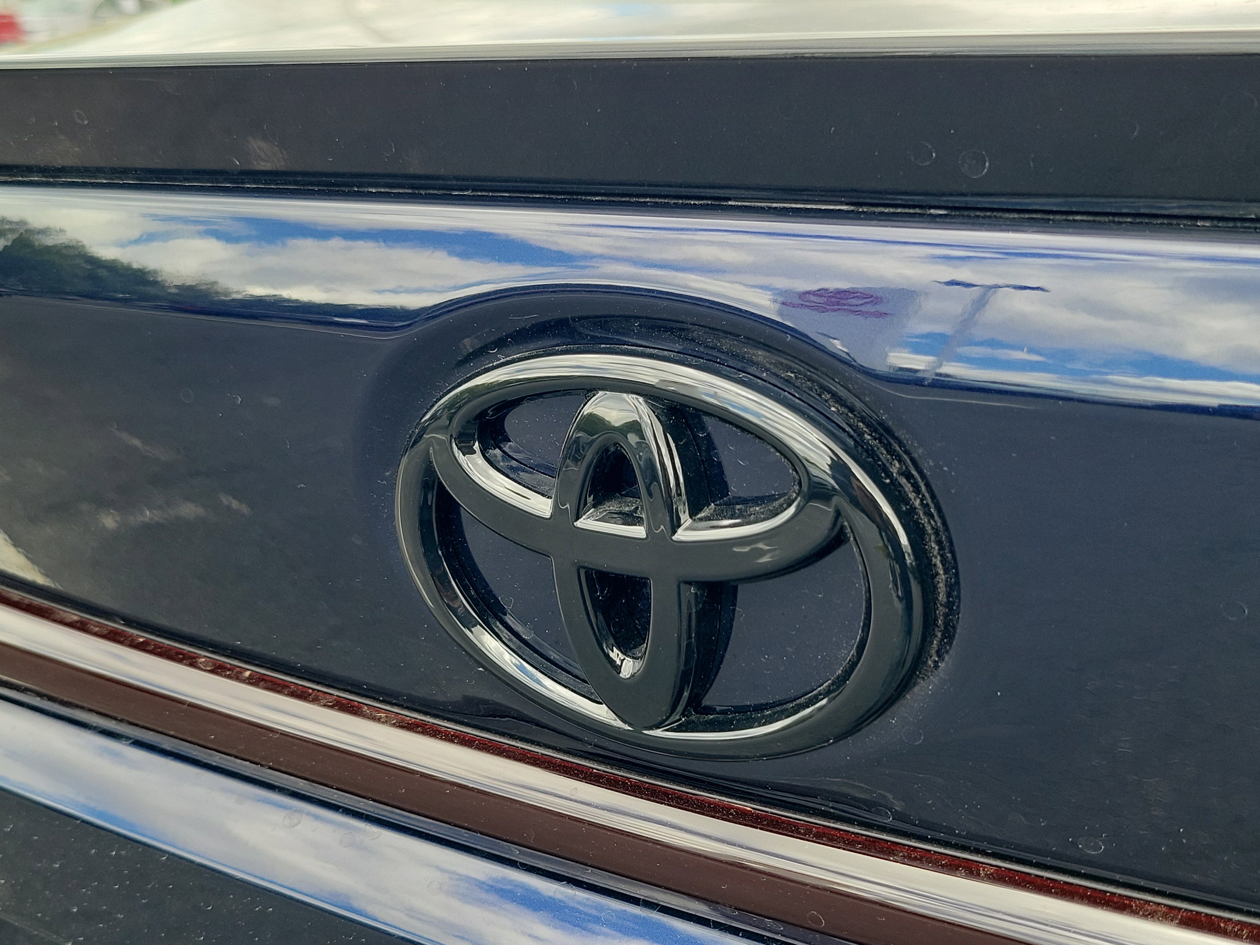 New 2026 Toyota Corolla XSE FWD image 7