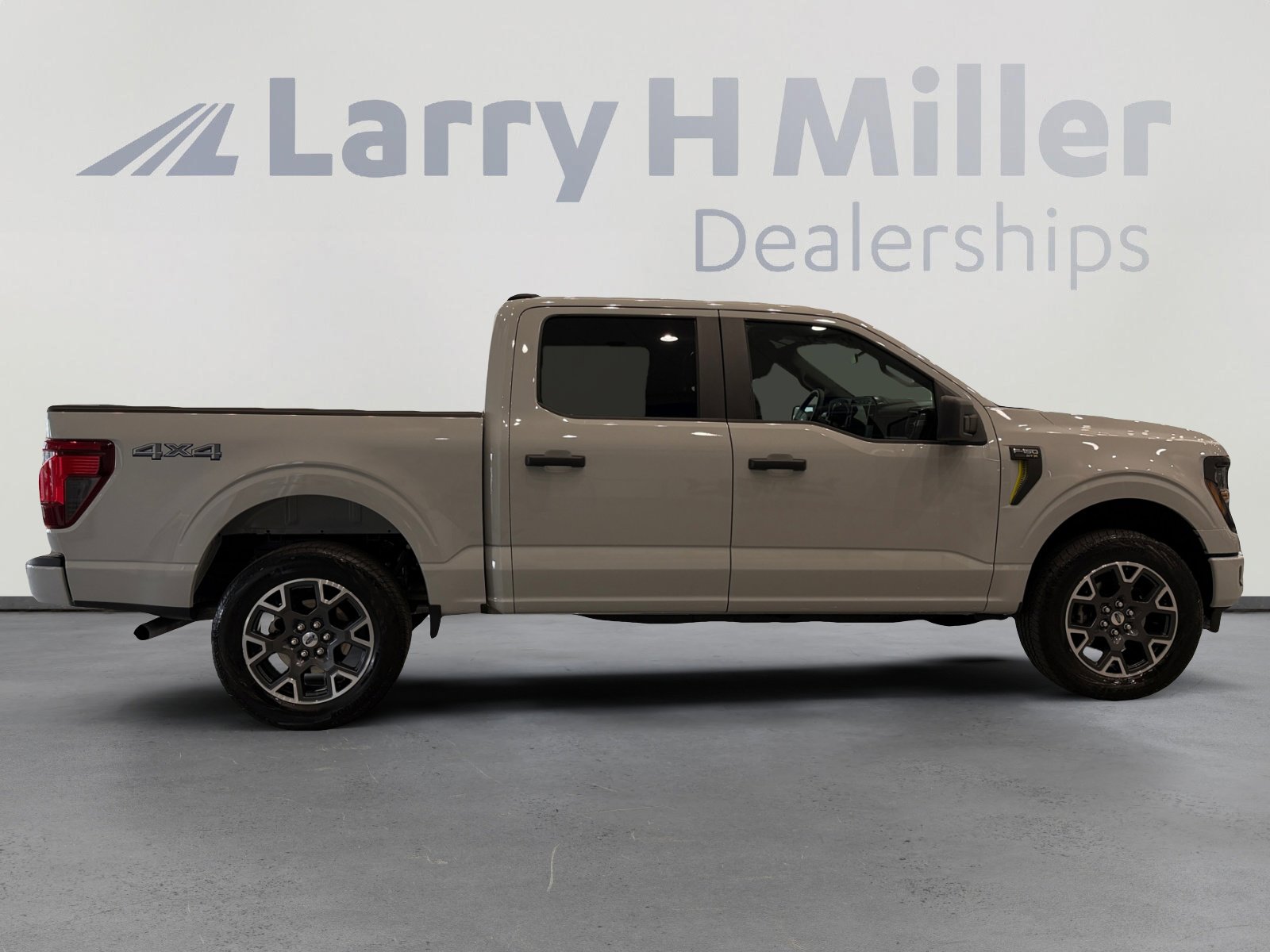 Used 2024 Ford F150 STX w/ Mobile Office Package AWD/4WD image 6