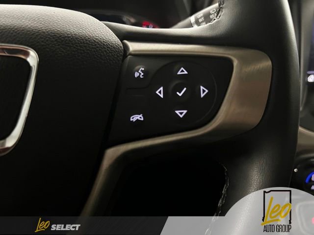 Used 2023 GMC Acadia Denali AWD/4WD image 13