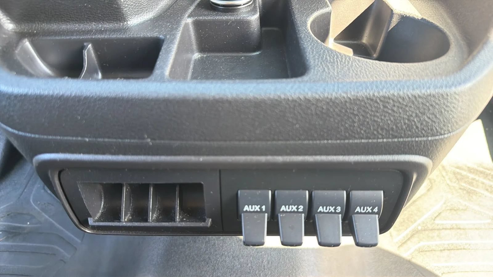 Used 2019 Ford Transit 250 130 Low Roof RWD image 19