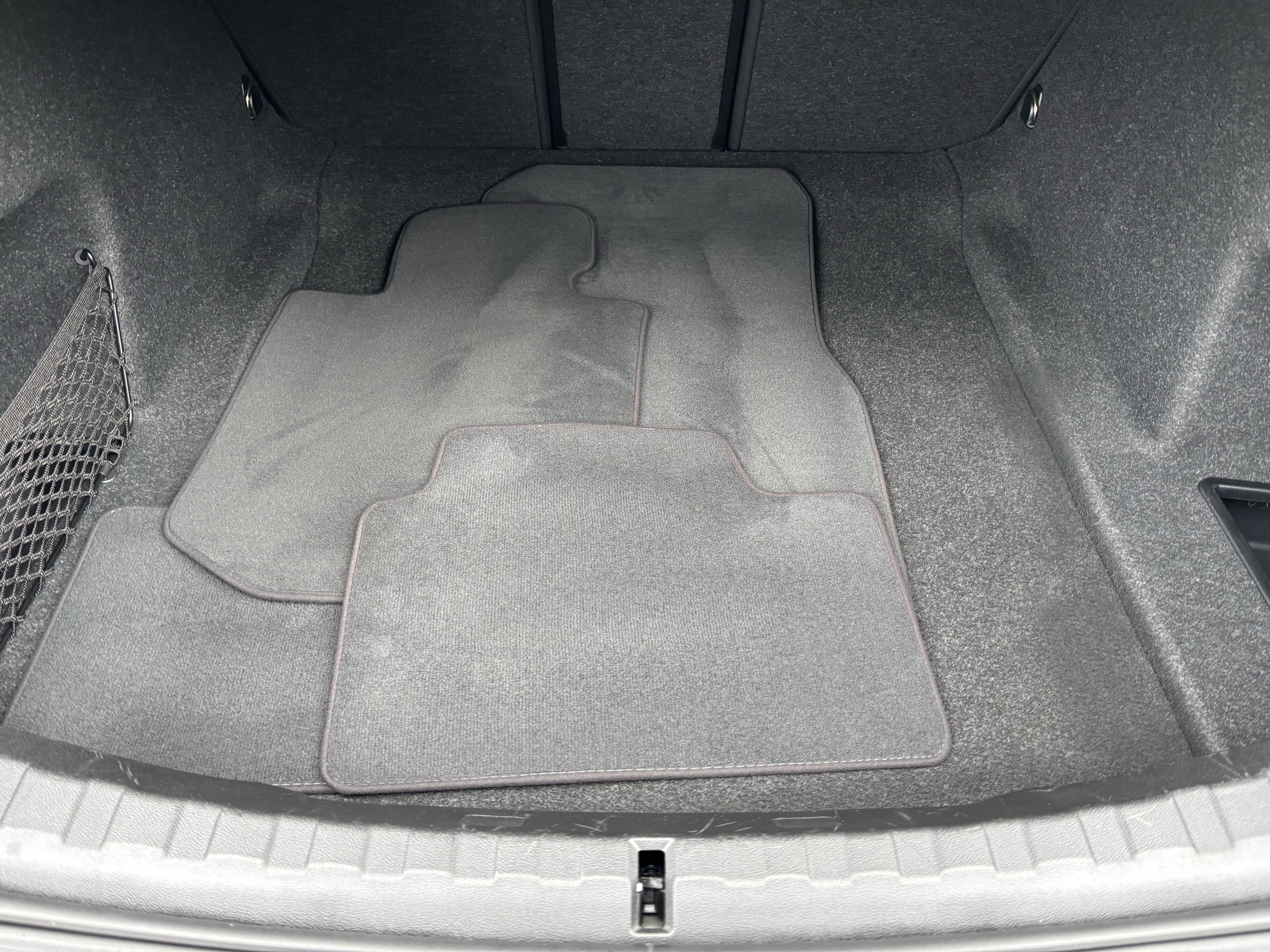 Certified 2025 BMW 330i Sedan RWD image 12
