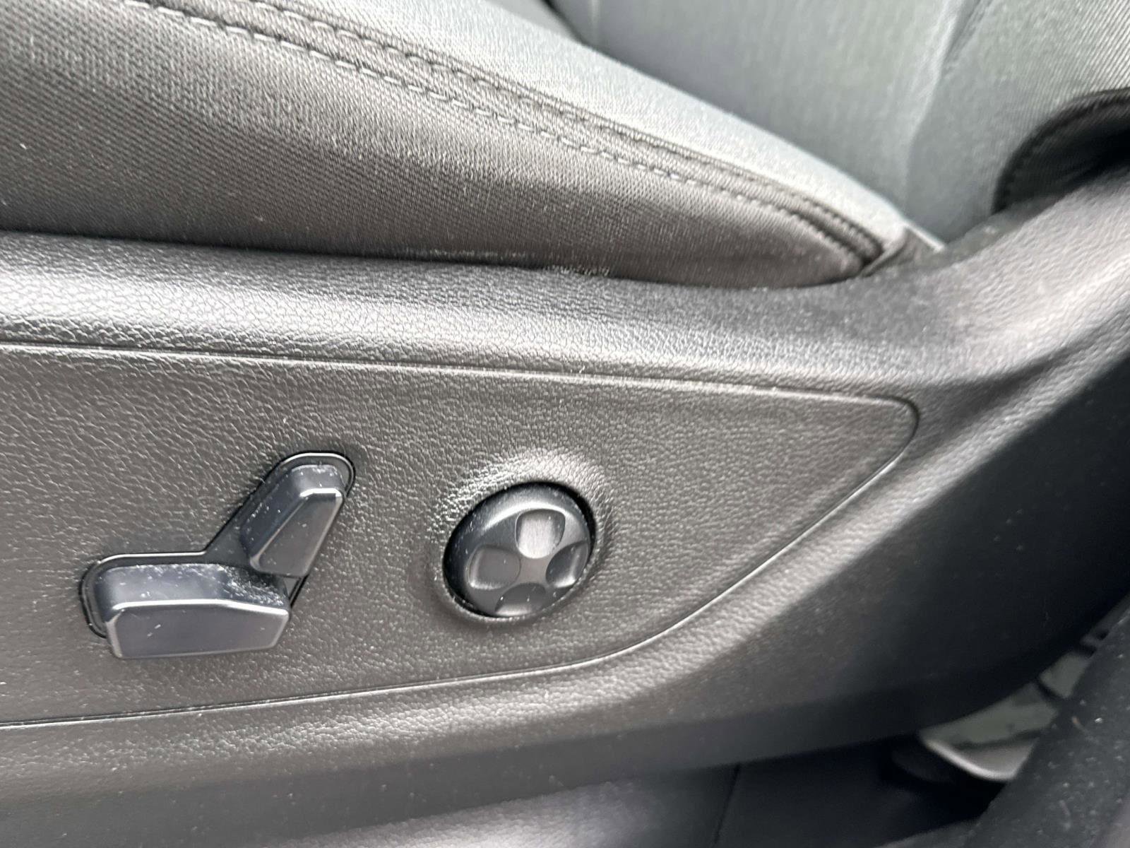 Used 2020 RAM 1500 Big Horn image 22