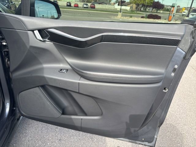 Used 2018 Tesla Model X 75D AWD/4WD image 23