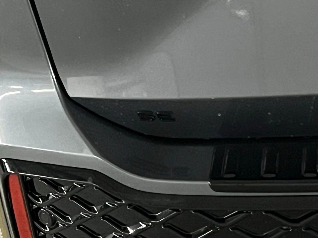 New 2026 Volkswagen Tiguan SE R-Line AWD/4WD image 38