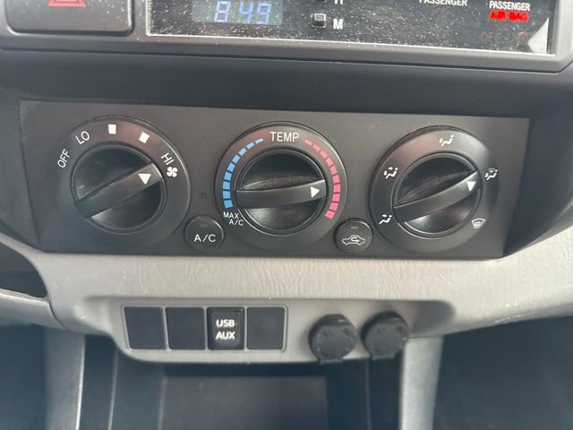 Used 2013 Toyota Tacoma 4x4 Regular Cab image 26