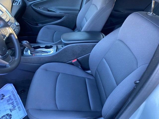 Used 2017 Chevrolet Malibu LS image 19