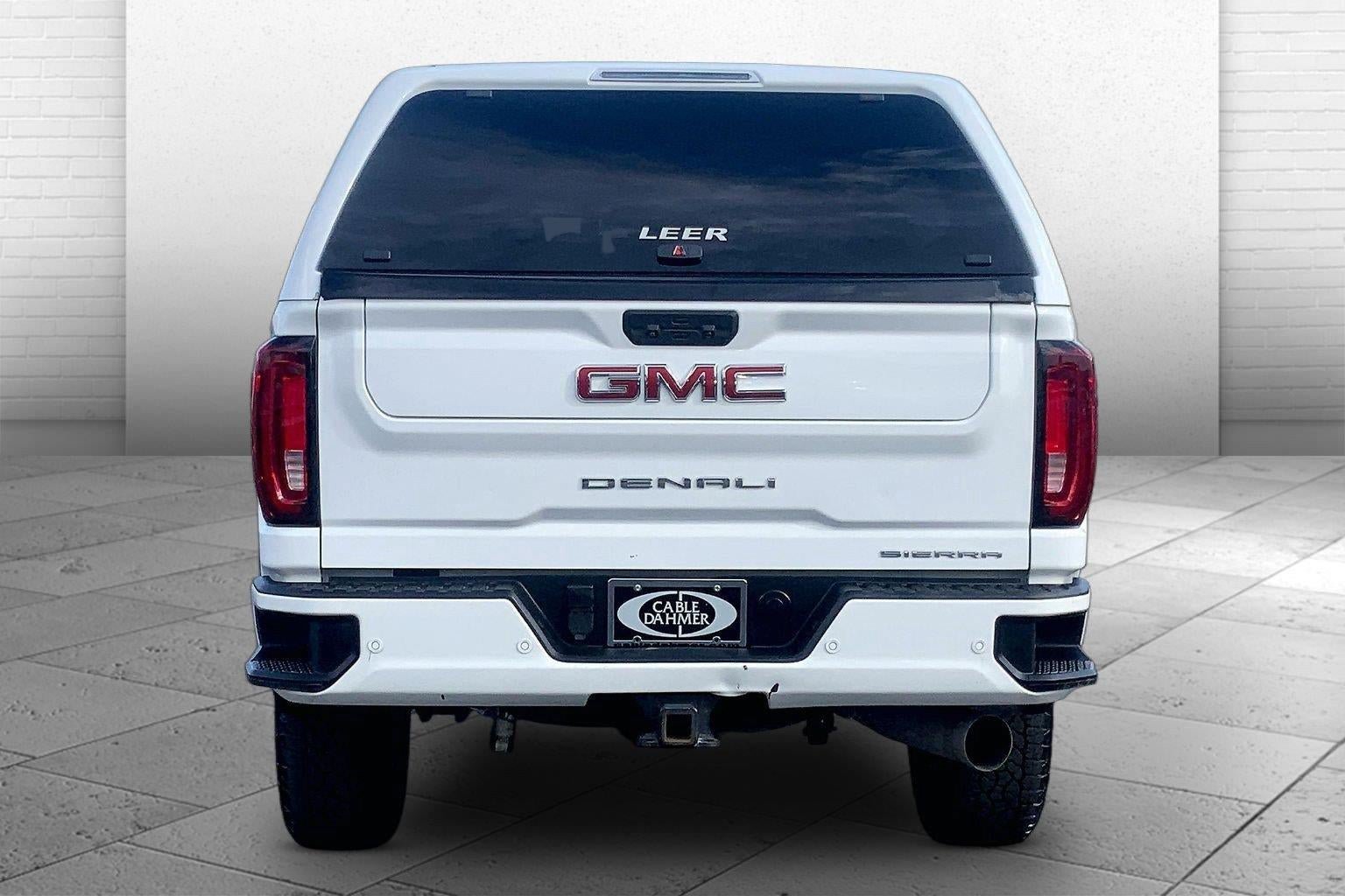 Used 2021 GMC Sierra 2500 Denali w/ Denali Ultimate Package AWD/4WD image 3