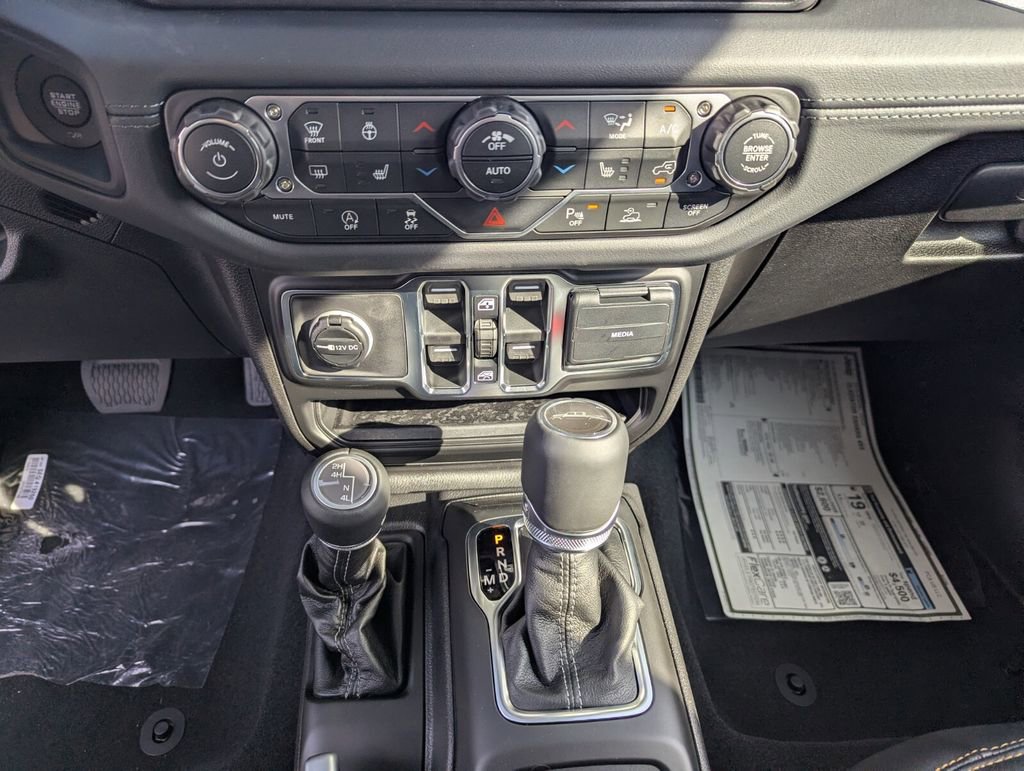 New 2026 Jeep Gladiator Sport image 15