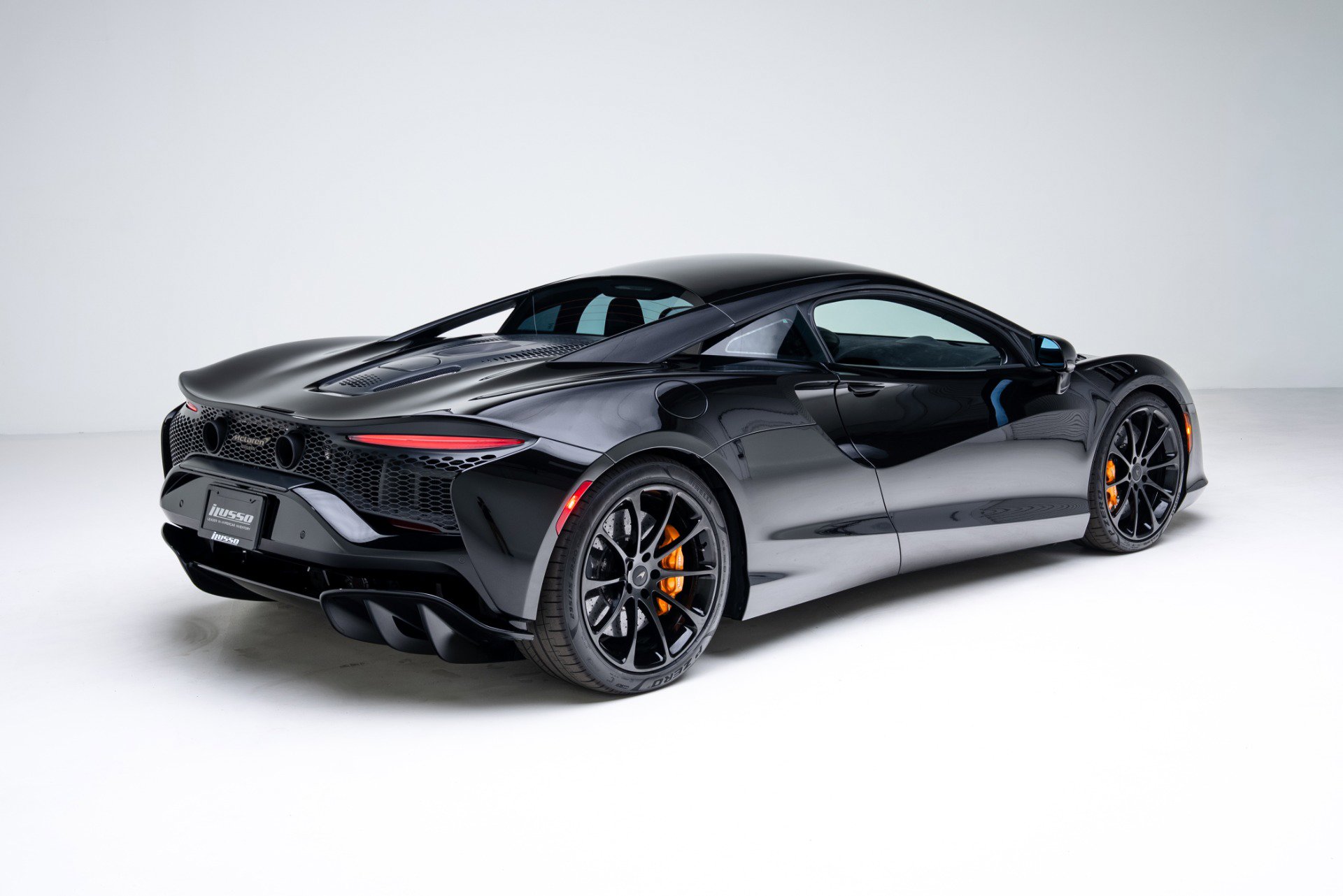 Used 2026 McLaren Artura image 44