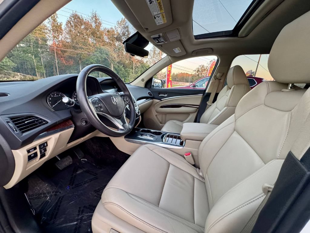 Used 2017 Acura MDX w/ Technology Package AWD/4WD image 9