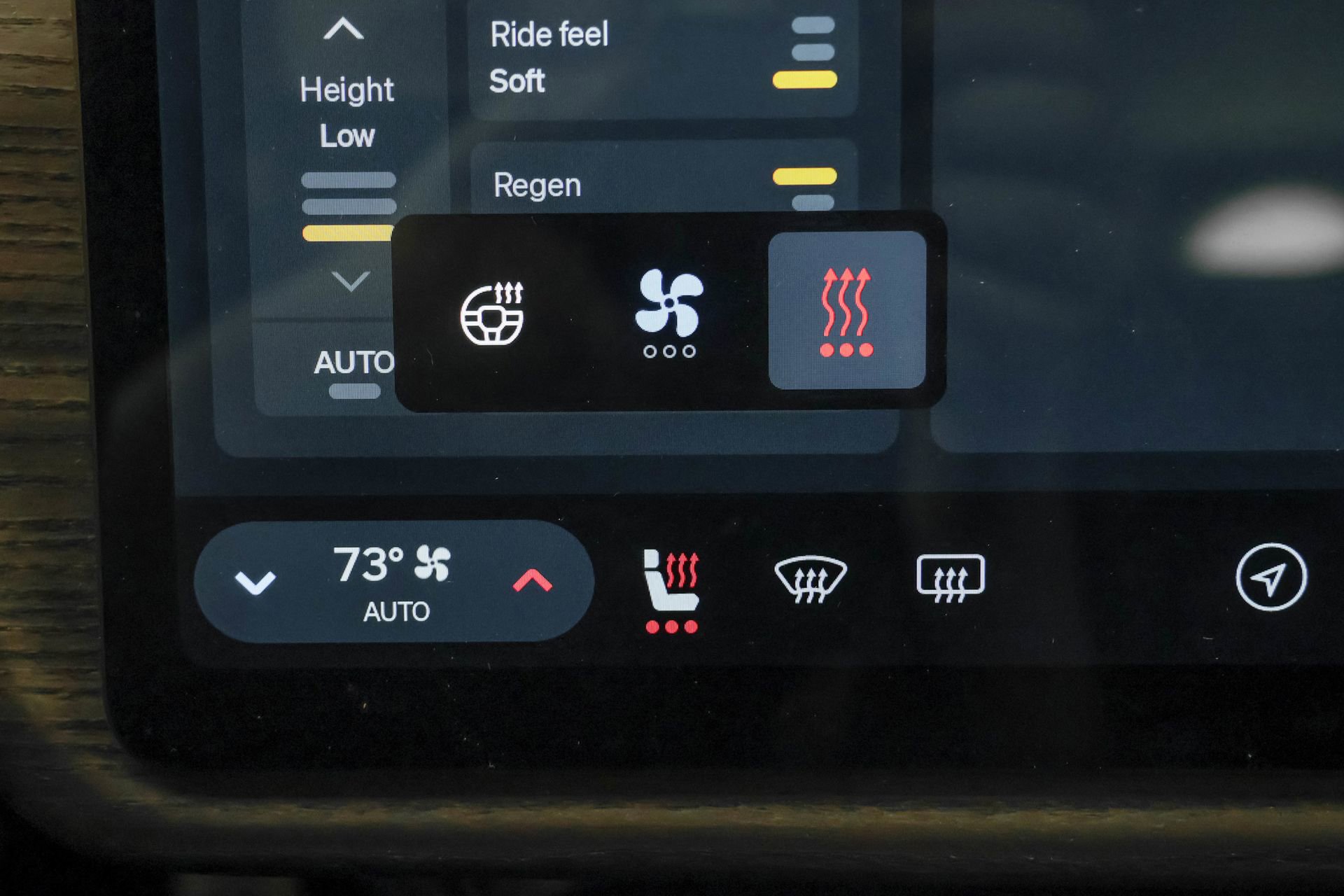 Used 2022 Rivian R1S Launch Edition image 9