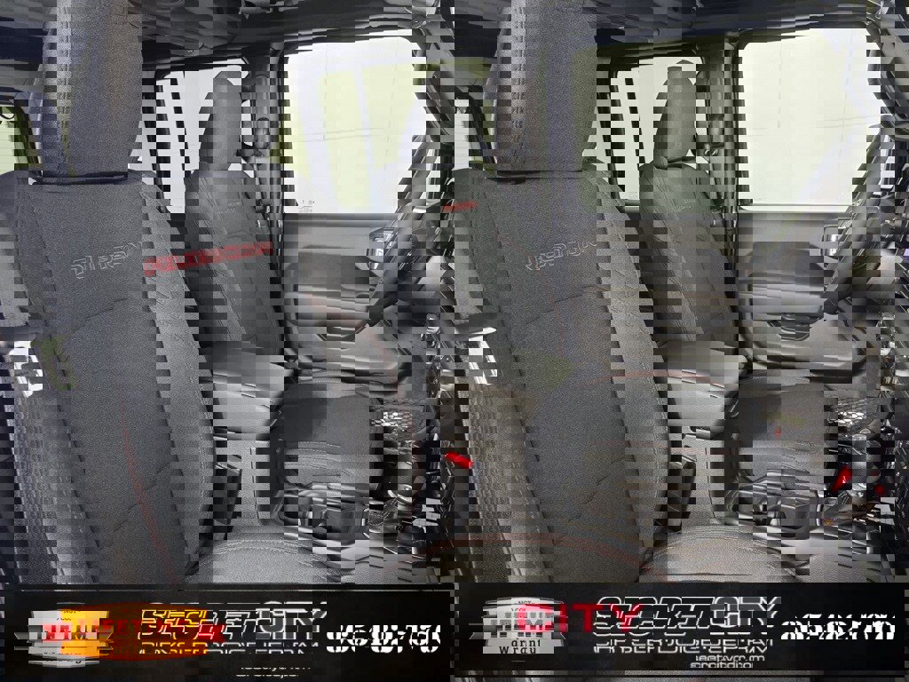 New 2025 Jeep Wrangler Unlimited Rubicon w/ Steel Bumper Group image 30