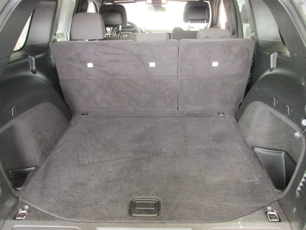 Used 2021 Jeep Grand Cherokee Laredo w/ Security & Convenience Group image 31