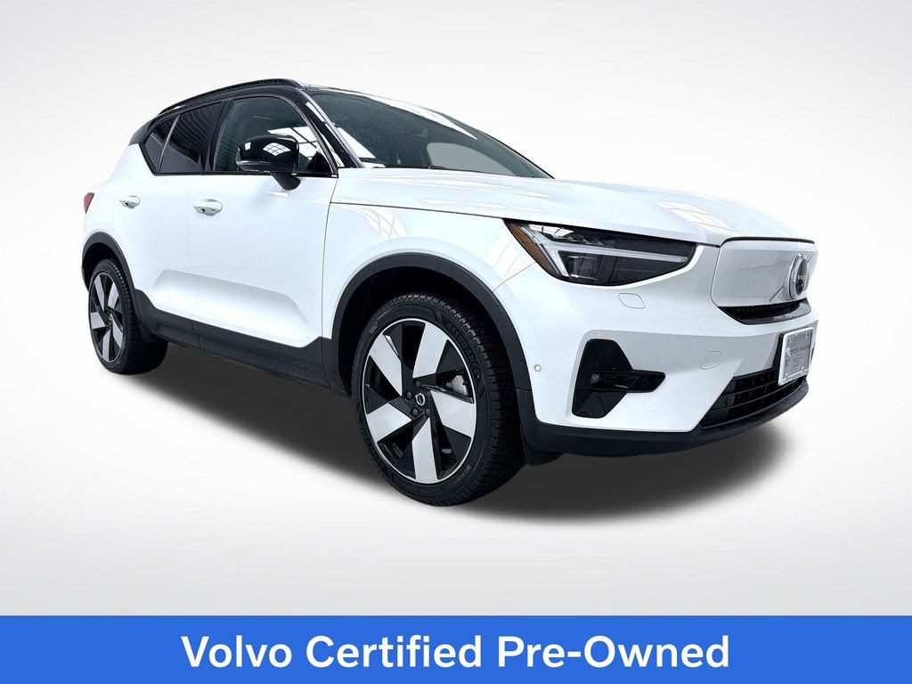 Used 2023 Volvo XC40 Recharge Ultimate image 1