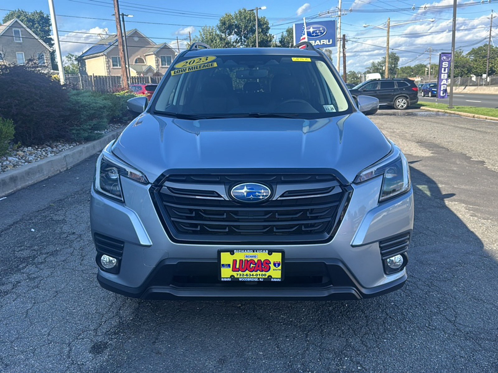 Certified 2023 Subaru Forester Limited AWD/4WD image 3