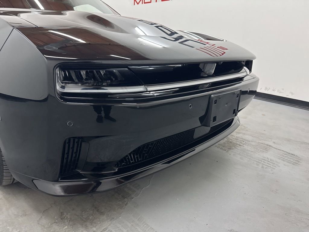 Used 2024 Dodge Charger R/T w/ Plus Group image 2