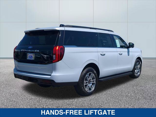 Used 2025 Ford Expedition Max Active AWD/4WD image 5