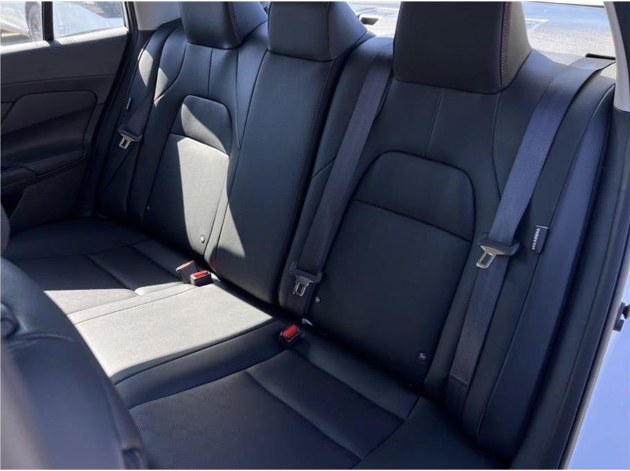 New 2027 Nissan Sentra SR w/ SR Premium Package FWD image 8