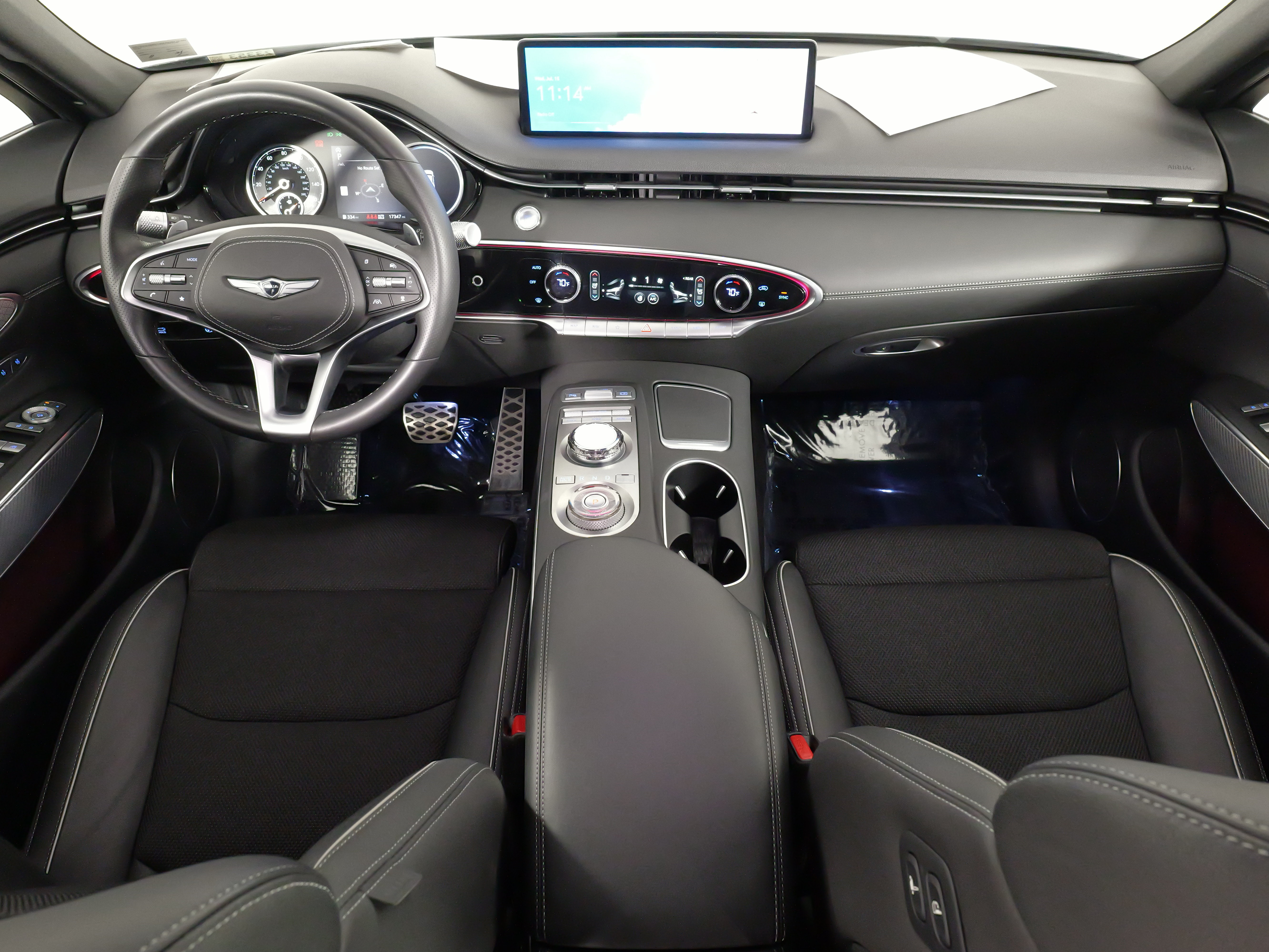 Used 2025 Genesis GV70 3.5T Sport AWD/4WD image 39