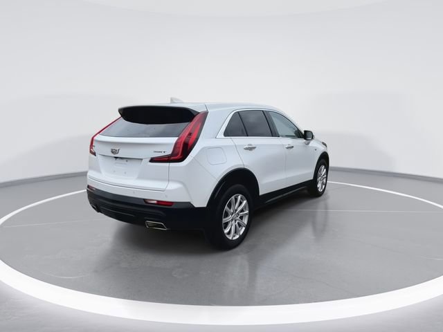 Used 2023 Cadillac XT4 Luxury w/ Cold Weather Package image 11