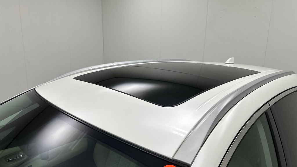 Certified 2023 Nissan Murano Platinum w/ Cargo Package image 12