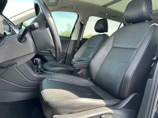 Used 2019 Volkswagen Tiguan SE FWD image 13