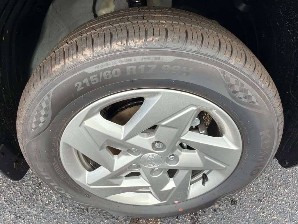 New 2026 Hyundai Kona SE image 12