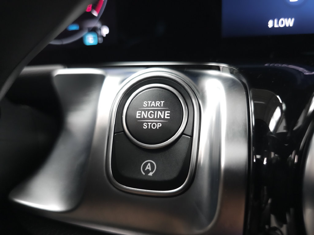 Certified 2026 Mercedes-Benz GLB 250 4MATIC image 16