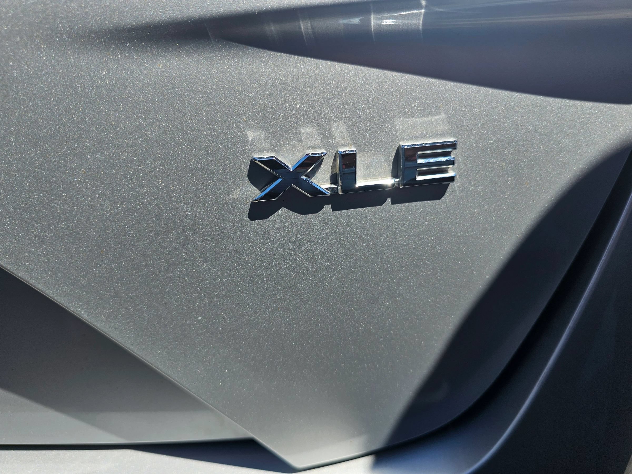 Used 2021 Toyota Prius Prime XLE w/ Carpet Mat Package (TMS) FWD image 35