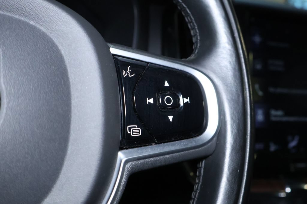 Used 2019 Volvo XC60 T8 Inscription w/ Advanced Package AWD/4WD image 21