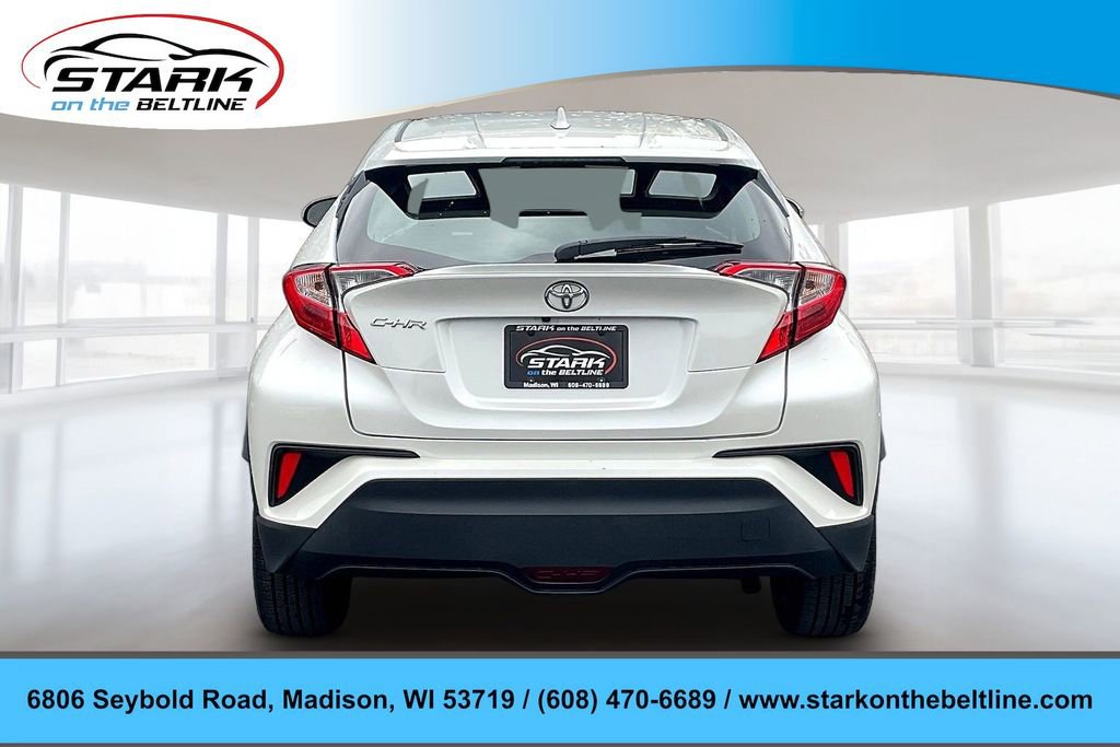 Used 2018 Toyota C-HR XLE FWD image 5