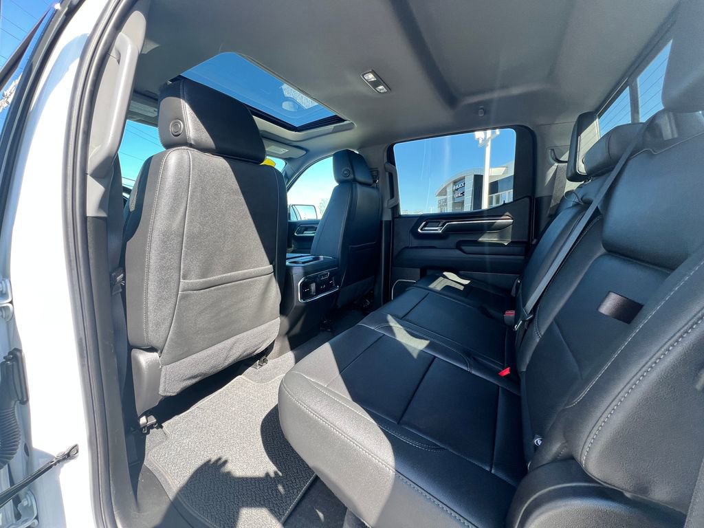 Used 2023 GMC Sierra 1500 SLT w/ SLT Premium Package image 40