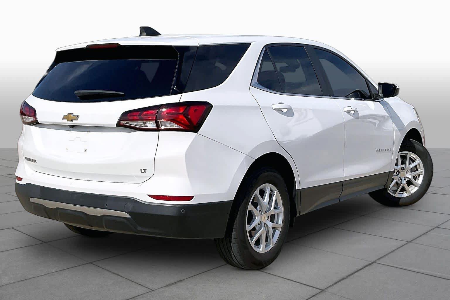 Used 2023 Chevrolet Equinox LT FWD image 14