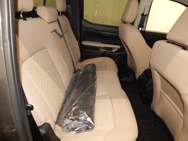 Used 2024 Ford Ranger XLT w/ Technology Package RWD image 19