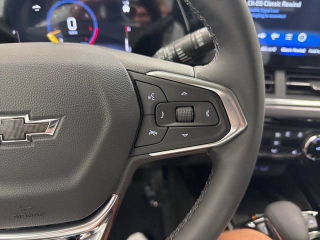 New 2026 Chevrolet Trax ACTIV w/ Sunroof Package FWD image 24