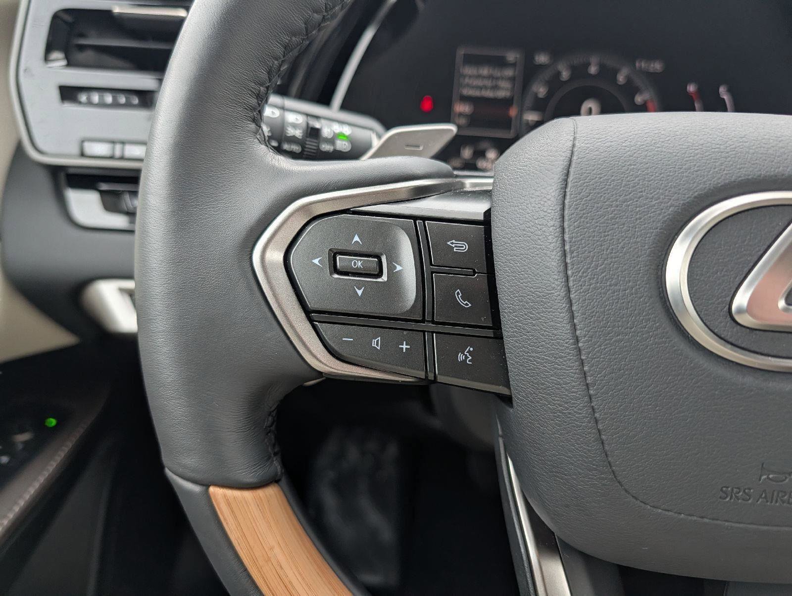 Used 2024 Lexus RX 350 Premium w/ Accessory Package (K3) image 14